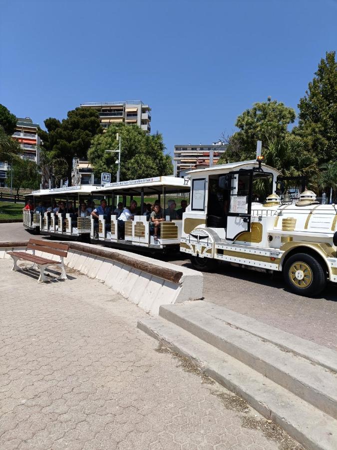 Hotel Le Cote D'Azur Tulon Zewnętrze zdjęcie